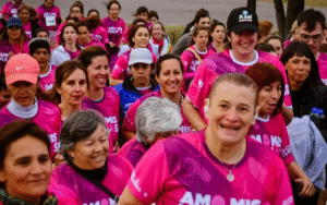‘Amo mis mamas’: Ensenada realiza la 3° carrera por la concientización del cáncer de mama