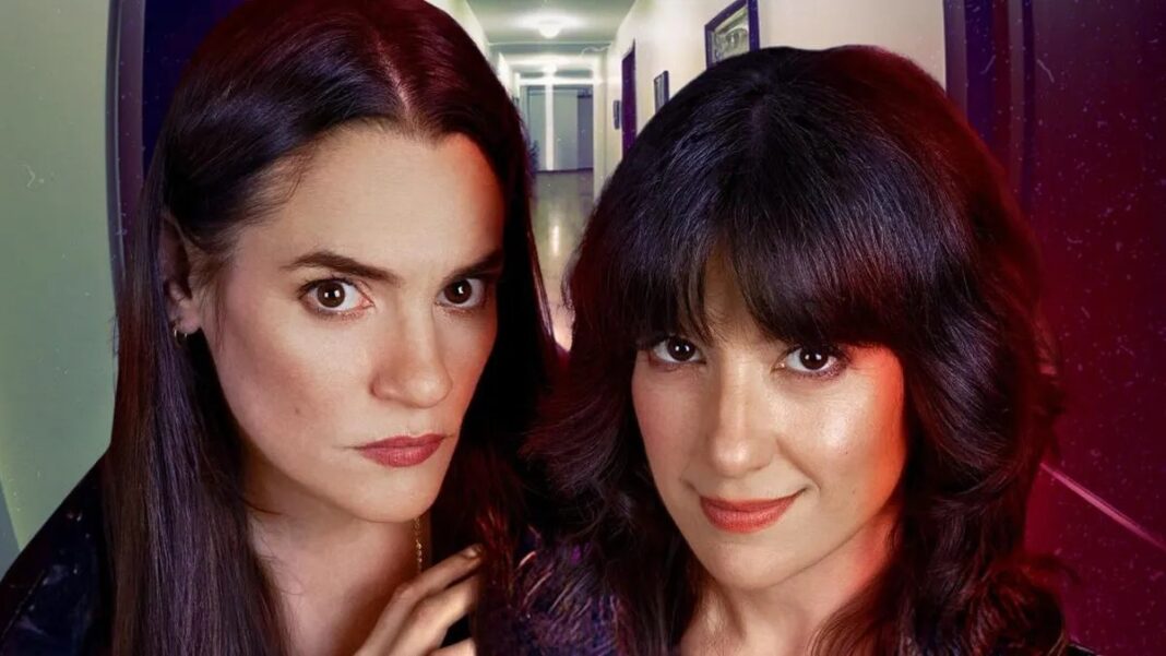 Malena Pichot y Pilar Gamboa en una escena de la serie Viudas Negras: P*tas y Chorras