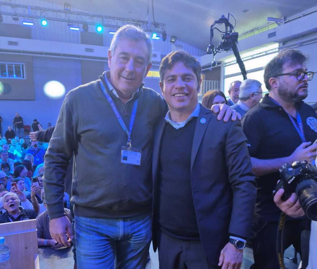 Zubieta junto a Kicillof