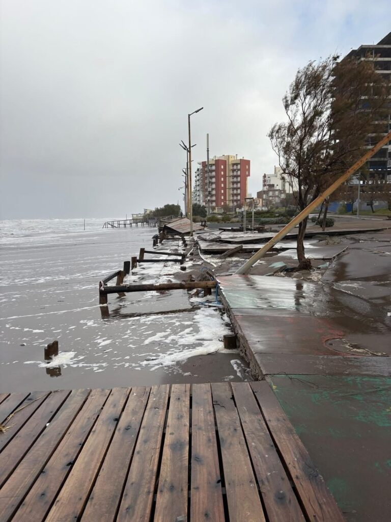 Por los daños provocados el municipio impulsa medidas para los paradores.
