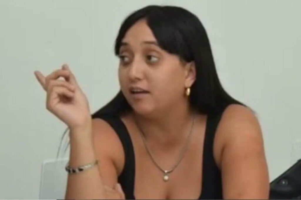 La oposición y el sabbatellismo aprobaron la interpelación a Lucas Ghi por el escándalo de la ex funcionaria narco que sigue prófuga