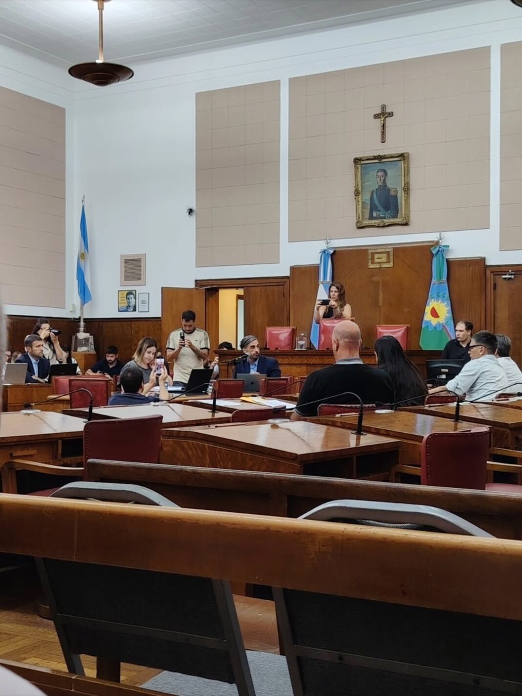 imagen de la sesion de la comision de movilidad urbana del concejo deliberante de mar del plata