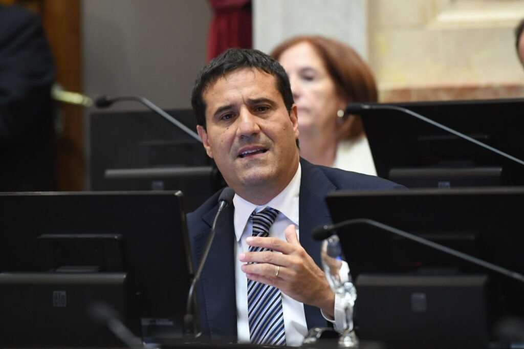 Abad se refirió a la polémica por Punta Mogotes