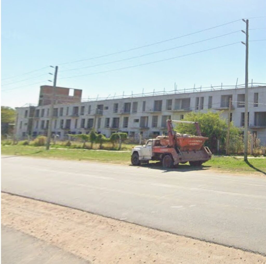 imagen obtenida de google maps de viviendas del procrear sin terminar en mercedes.