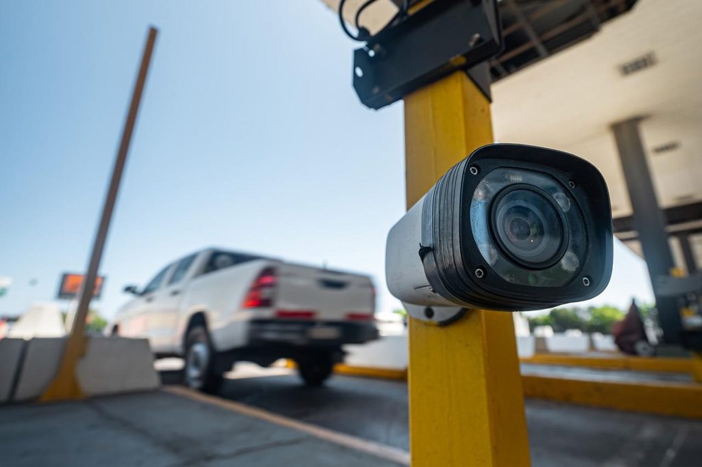 camara de seguridad peaje de aubasa